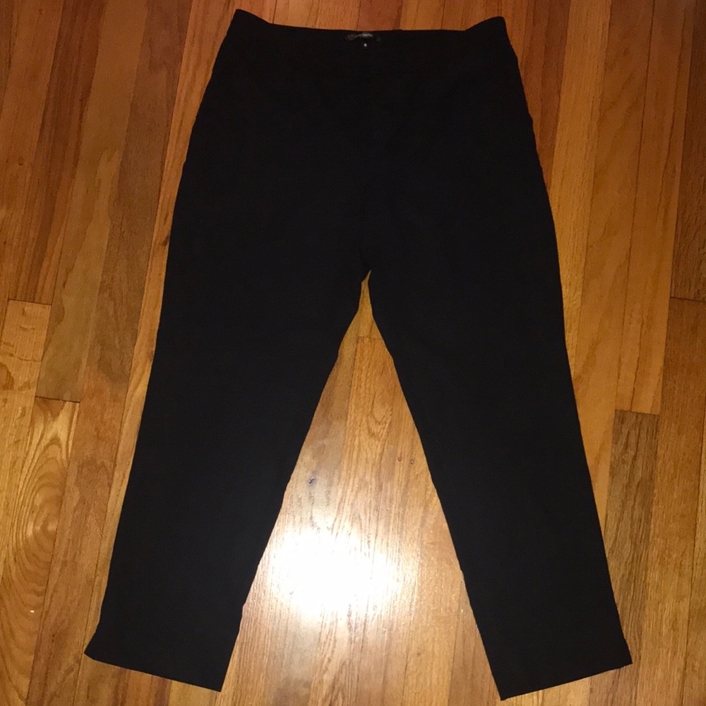 Daisy Fuentes black ankle pants size 6